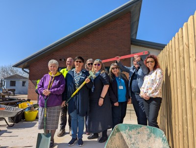 Trustees Visit to Life Grows On