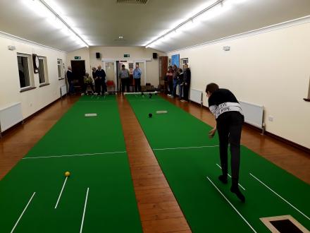 ResizedImageWzQ0MCwzMzBd The two new indoor bowling mats at Ballaugh Bowling Club2