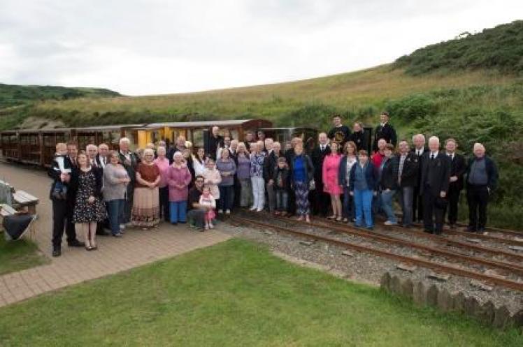 ResizedImageWzc0OCw0OTdd Groudle Glen Railway volunteers2